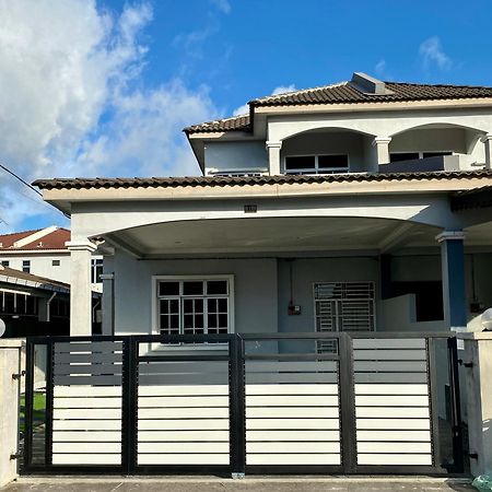 Desyafiq Homestay Kuala Kedah Zewnętrze zdjęcie
