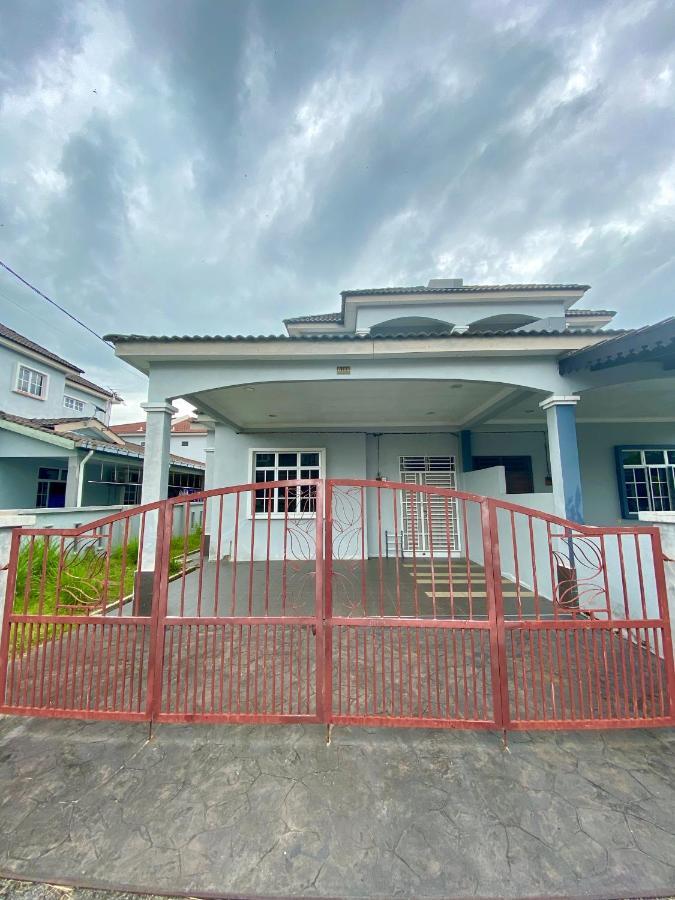 Desyafiq Homestay Kuala Kedah Zewnętrze zdjęcie